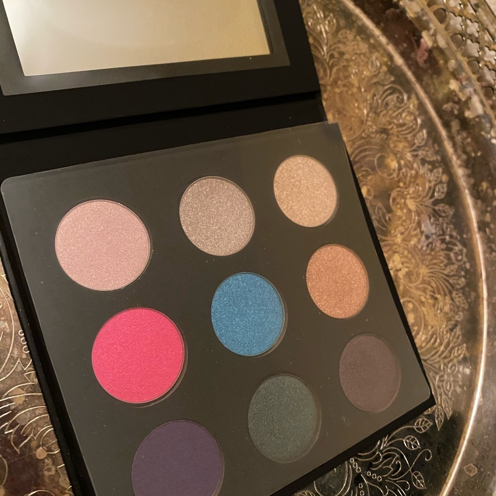 MAKE UP FOR EVER Artist - Shadows 2 Palette